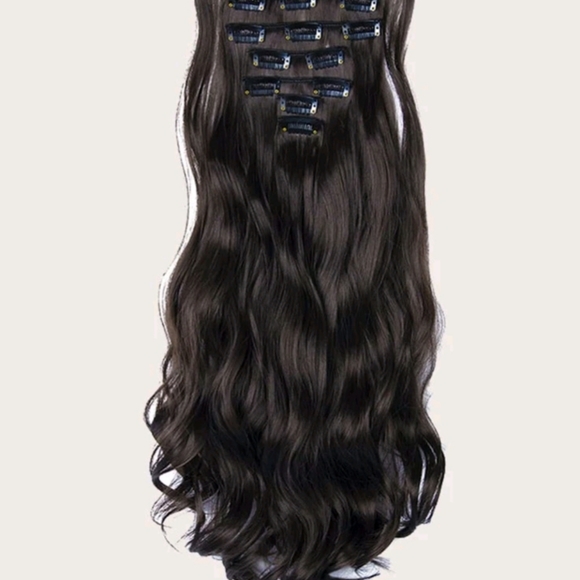 16 piece clip in long curly extensions - Picture 2 of 2